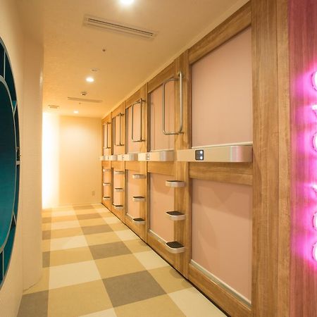 New Japan Lady'S Capsule Hotel Osaka Zewnętrze zdjęcie